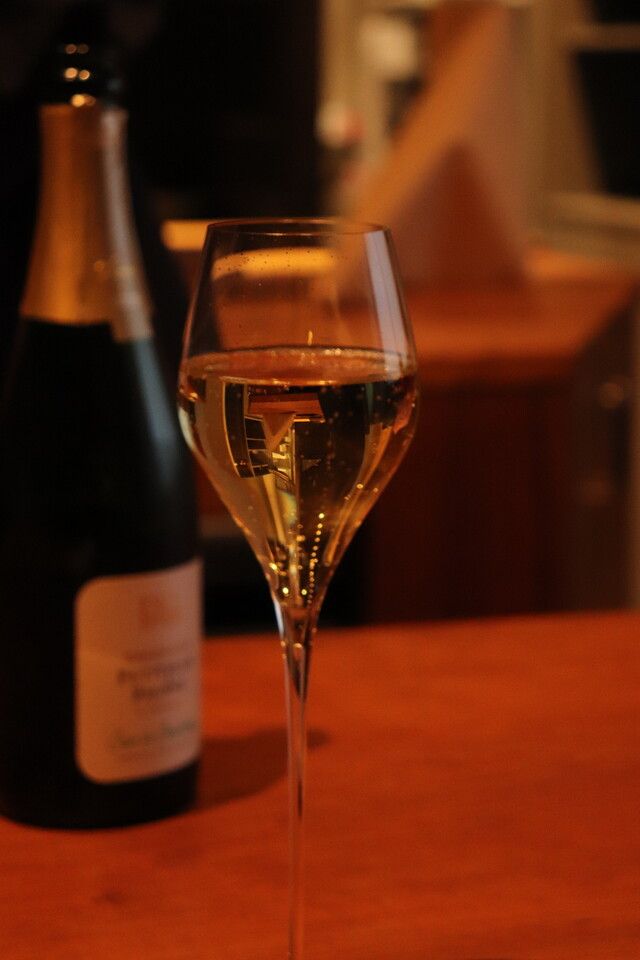 Chef's choice course with wine pairing