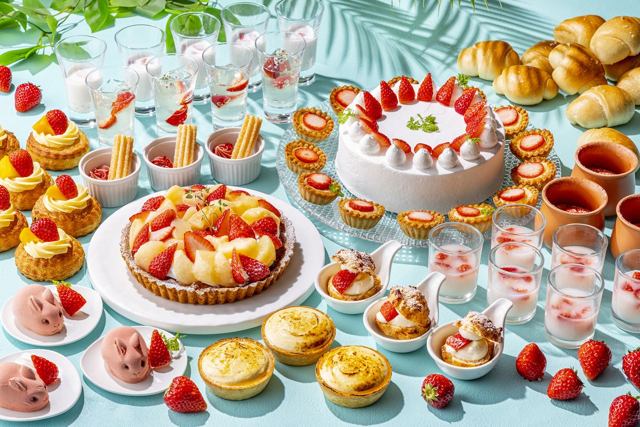 夏いちごのスイーツビュッフェ
