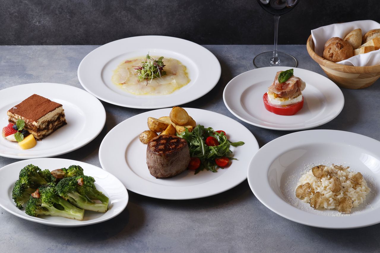 [Inside seating] COURSE A