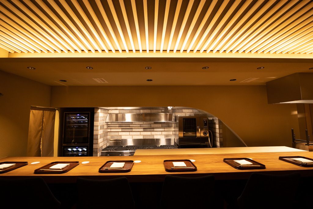 おまかせコース（仕入れ状況により変動がございます)