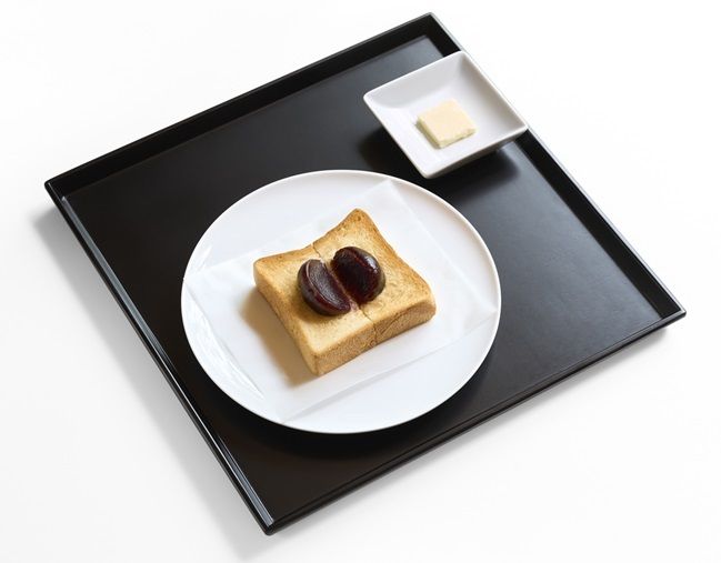 Reservation for a light meal [An Toast with drink]