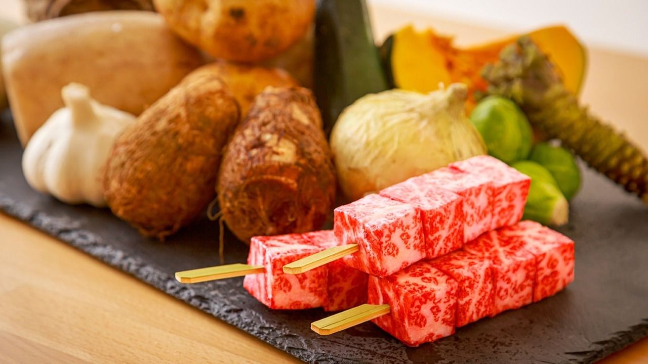 Two WAGTU Skewers & King Crab