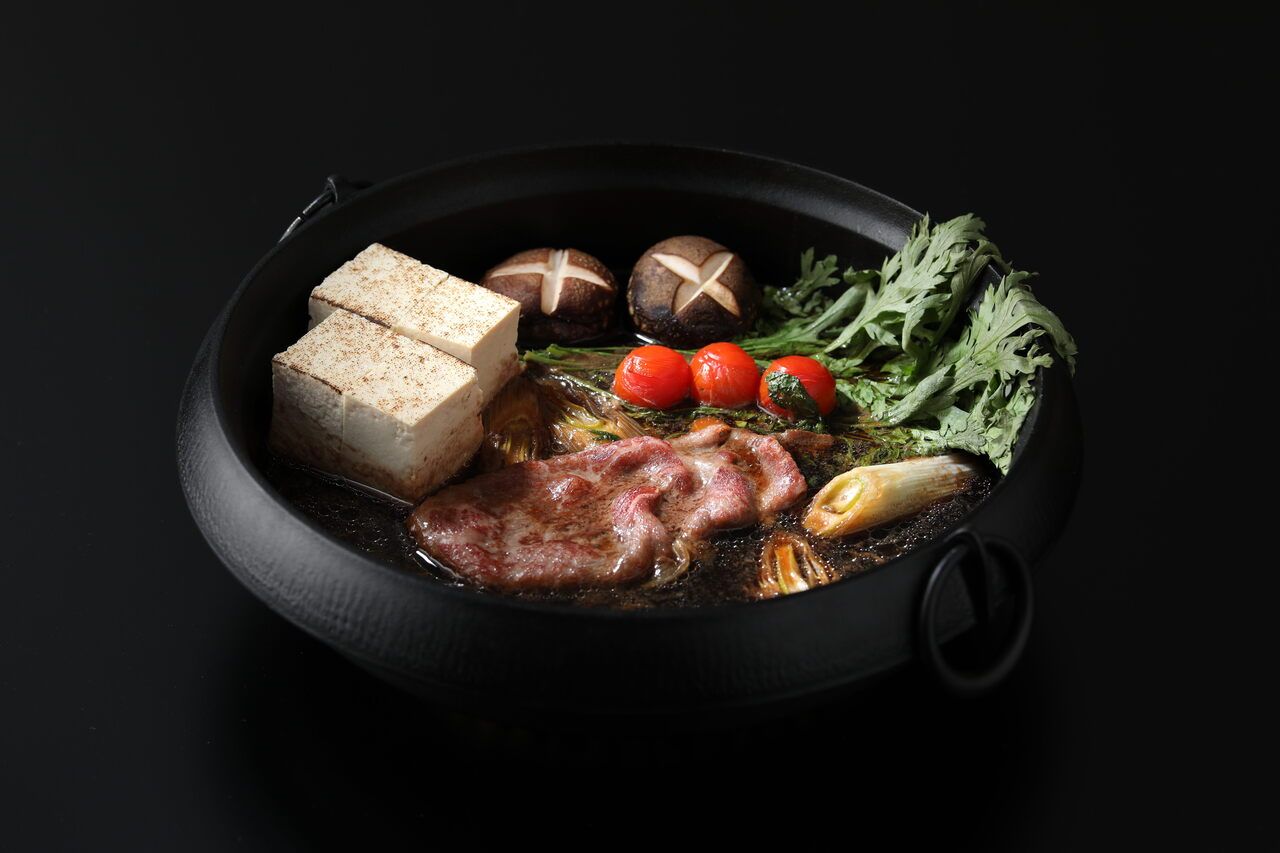 Kobe Beef & Hayama Beef: Finest Japanese black Wagyu beef sukiyaki