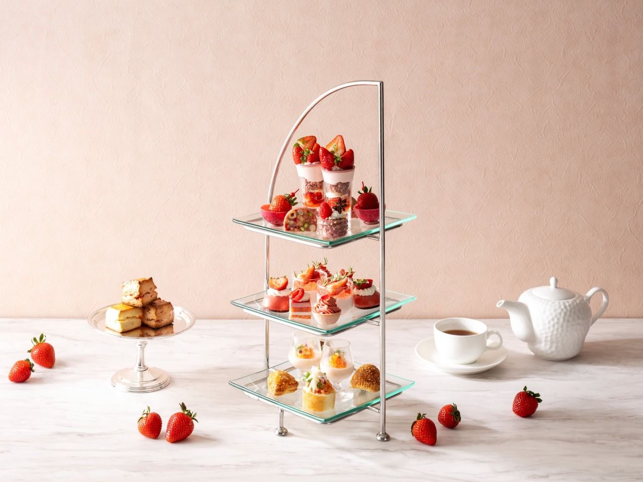 Strawberry & Ruby Chocolate Afternoon Tea with 25 Café Drinks Included | ¥7,000