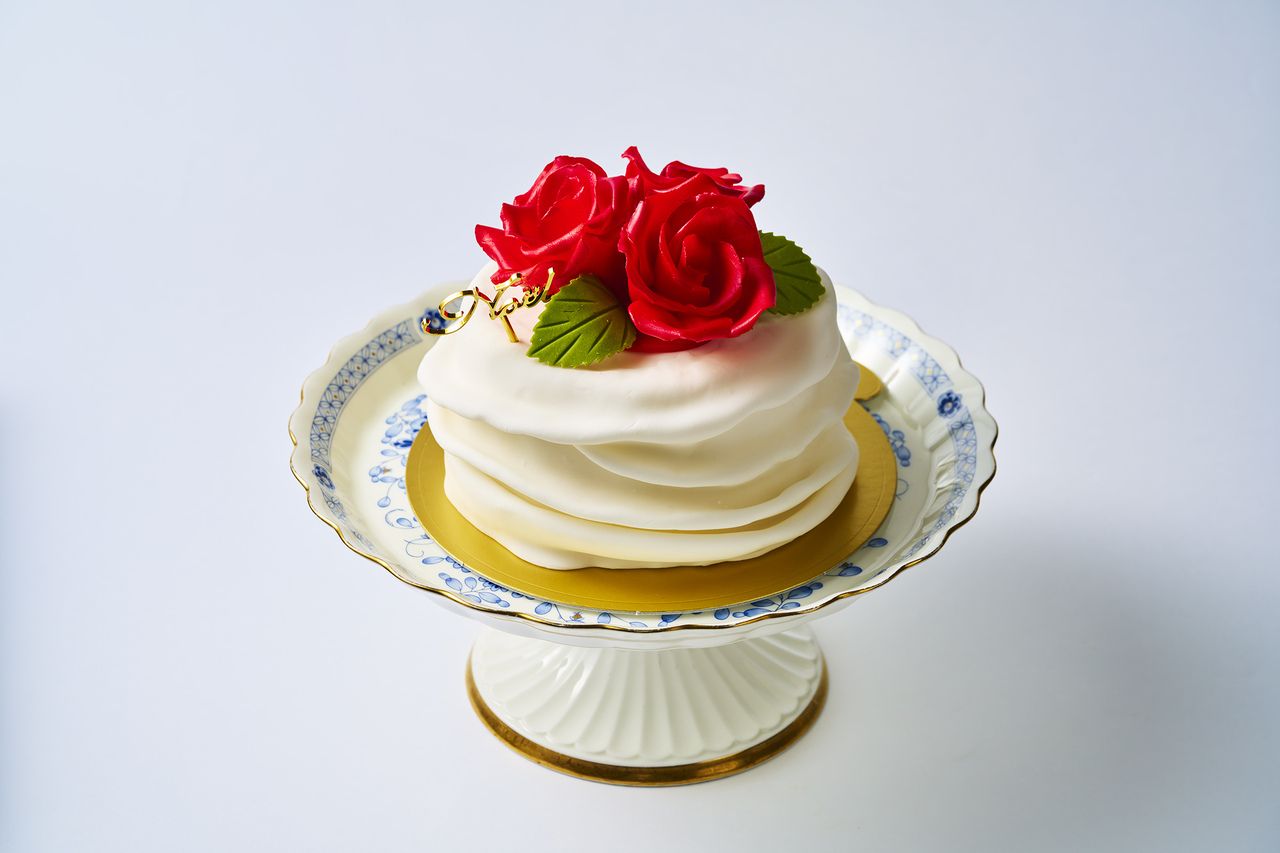 【クリスマスケーキ】　ローズなクリスマスケーキ　￥8000