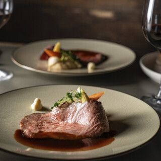 ■土日祝限定スパークリングを含む75種類と充実の3hプレミアム飲み放題付　氷温熟成牛などカジュアルにイタリアンを堪能　全7品　【luce course】