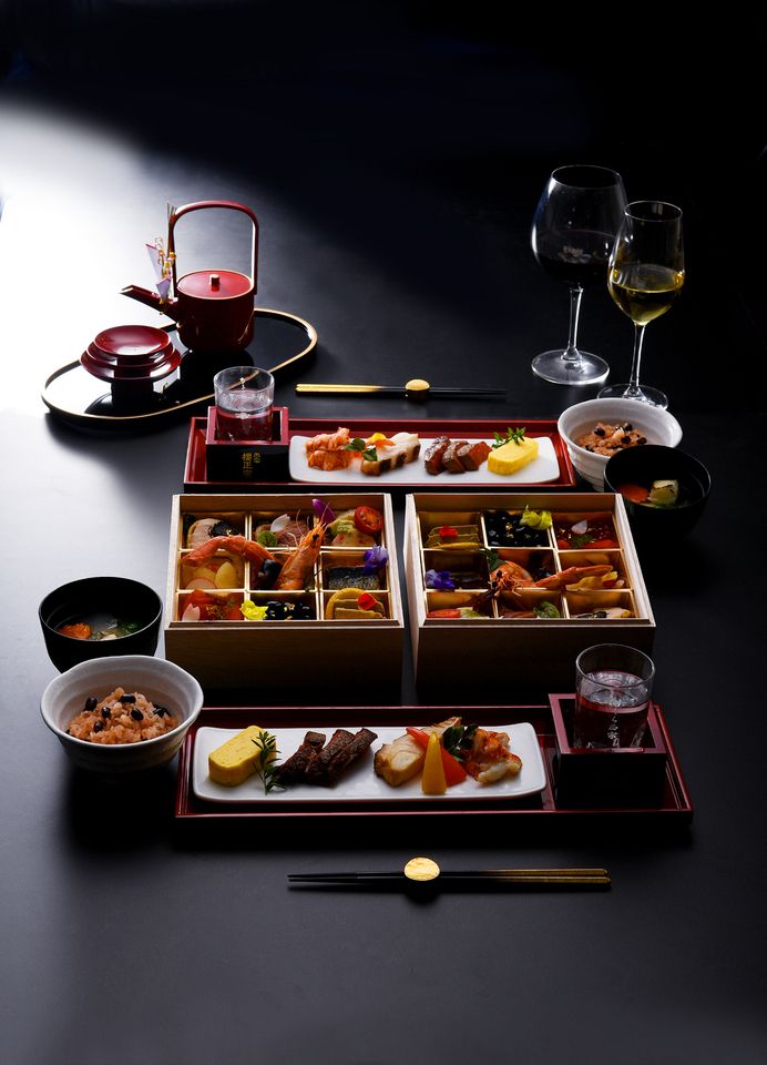 🎍2026年🎍1月1日限定【新春おせち朝食】ホテル最上階の景色と共に愉しむ！
