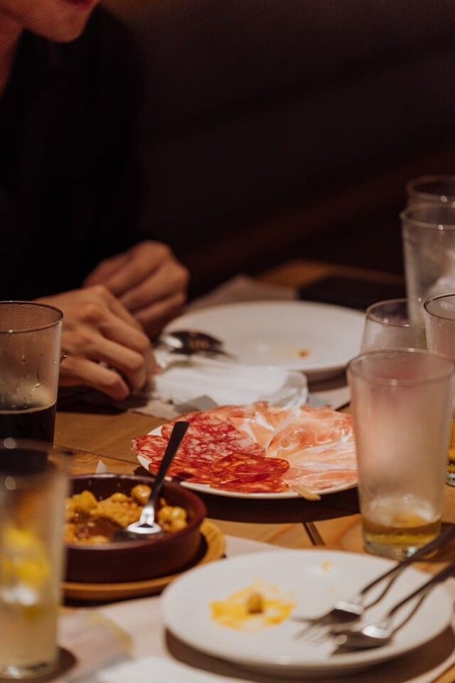 [End of year party season only/2 hours of all-you-can-drink] Enjoy a leisurely 7,000 yen large platter course