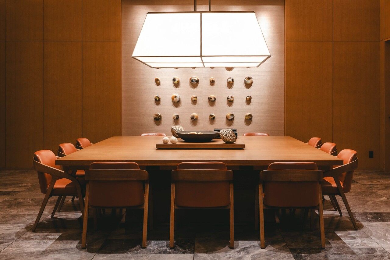 [Weekdays/Counter seats] Strawberry Afternoon Tea with Lindt Chocolate