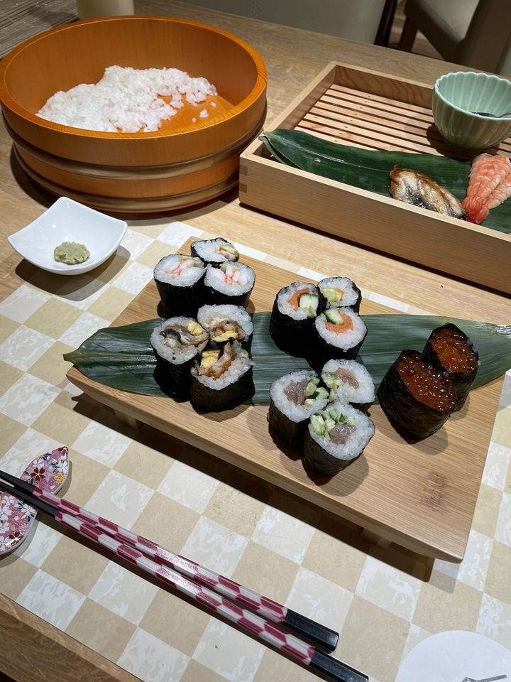 [Children aged 4-12] Sushi Roll Course