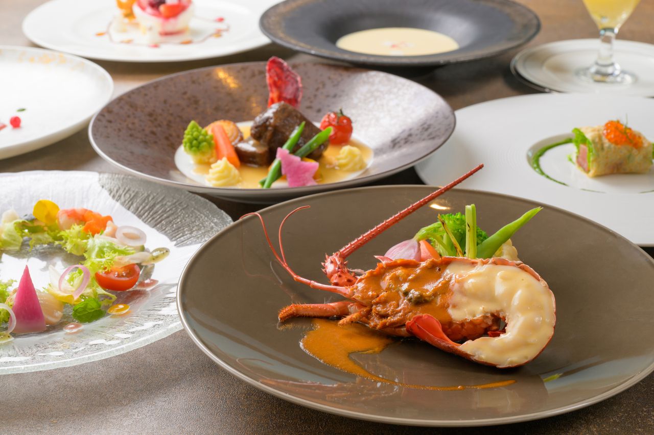 Xmas 2025 — Noël Course — Christmas exclusive: 8-course menu featuring Ise lobster and your choice of main. 