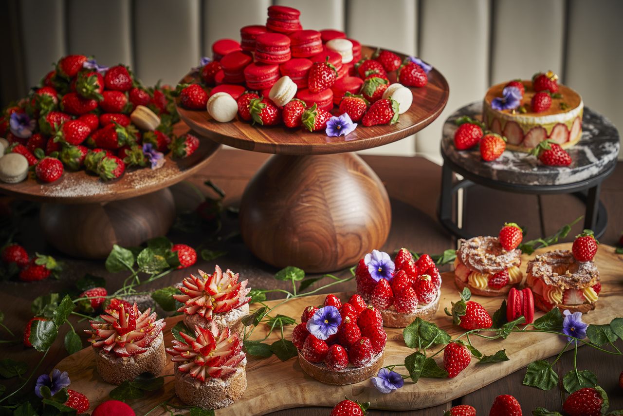 2026年 【休日限定】メインが選べる！オードブル＆いちごスイーツブランチ