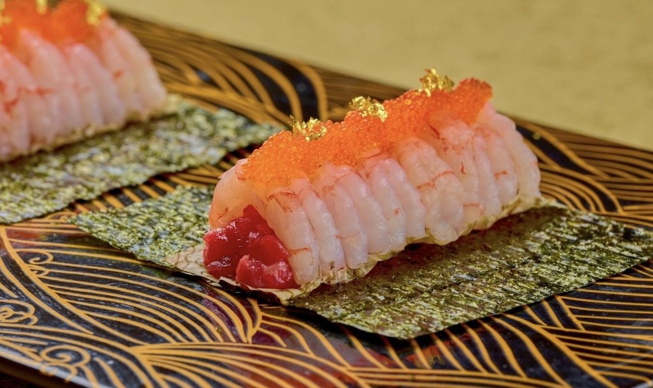 期間限定1月31日まで。【年末年始特別コース】飲み放題付き！新商品「和牛と甘エビのユッケドッグ」「厳選焼物7種」「海苔冷麺」をご提供。