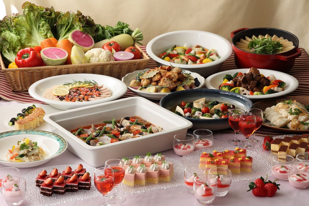 【平日開催/先着5組限定♪豪華紅ズワイ蟹付き】春の訪れを満喫！ランチビュッフェ（2月/3月）～大人～