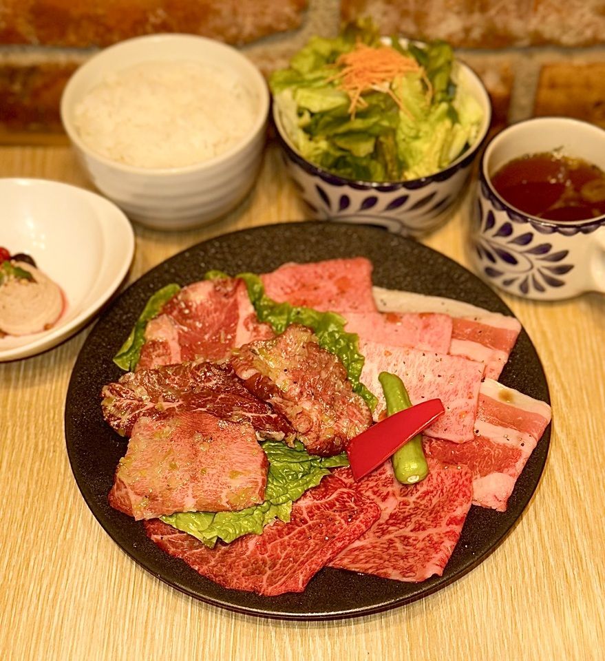 10 kinds of yakiniku set