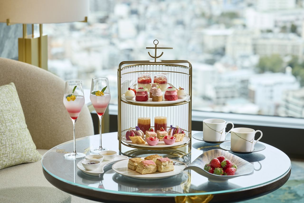 [Weekdays] Strawberry Afternoon Tea & fresh strawberries