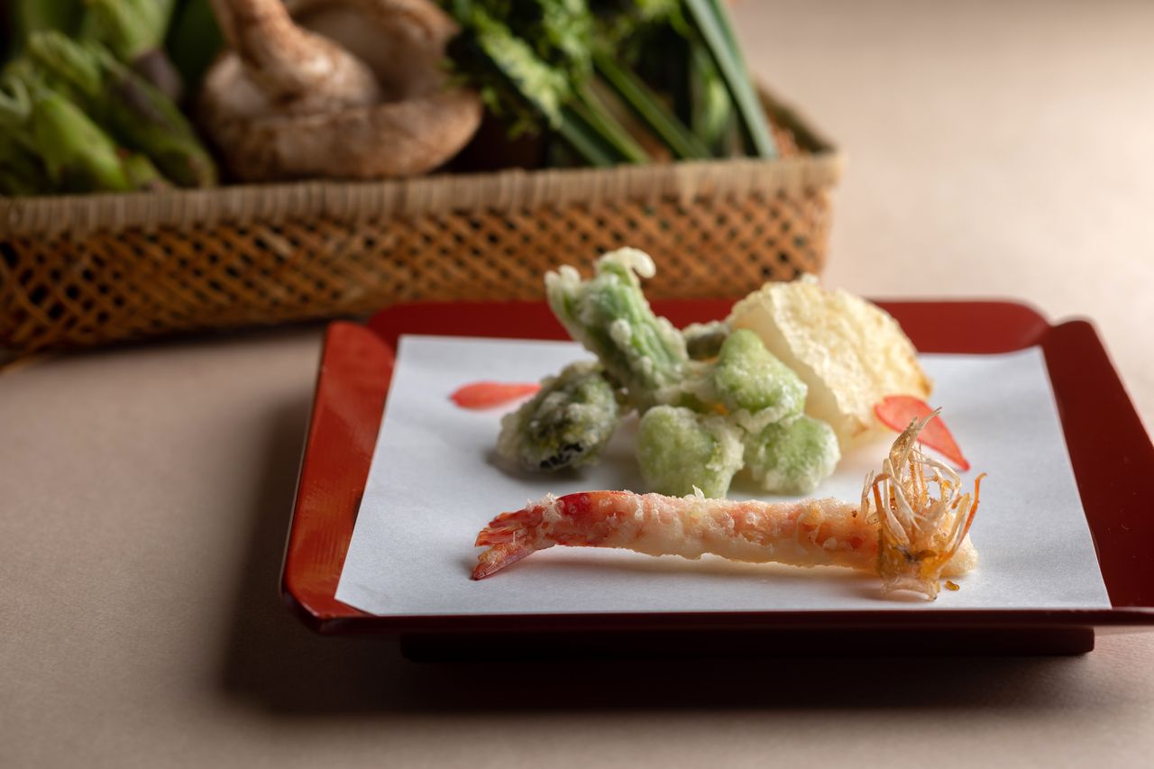 春意盎然套餐（12道天妇罗料理）