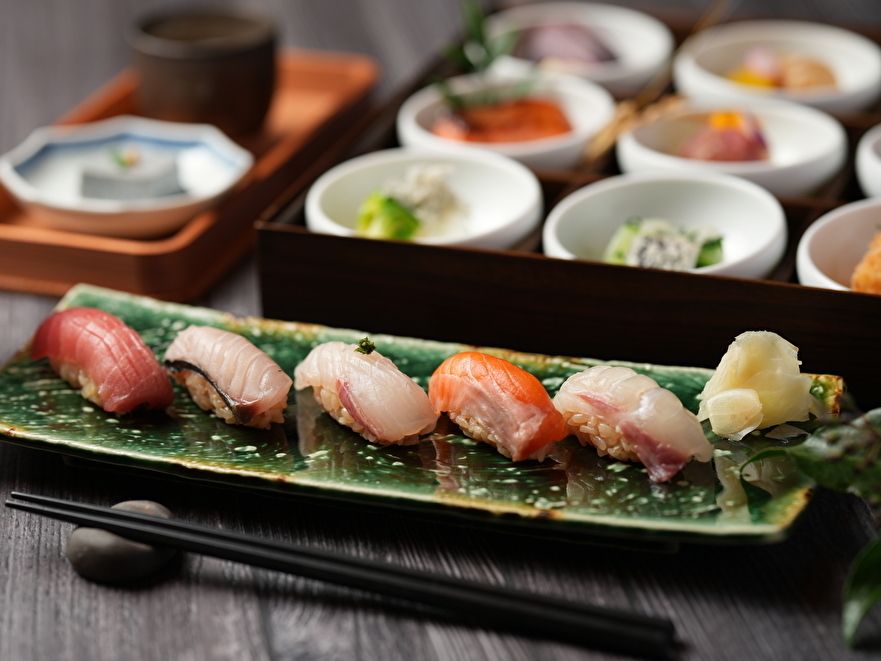 Weekday-only price / 13 types in total [9 types of Soraniwa Gozen and Edomae Sushi Lunch]