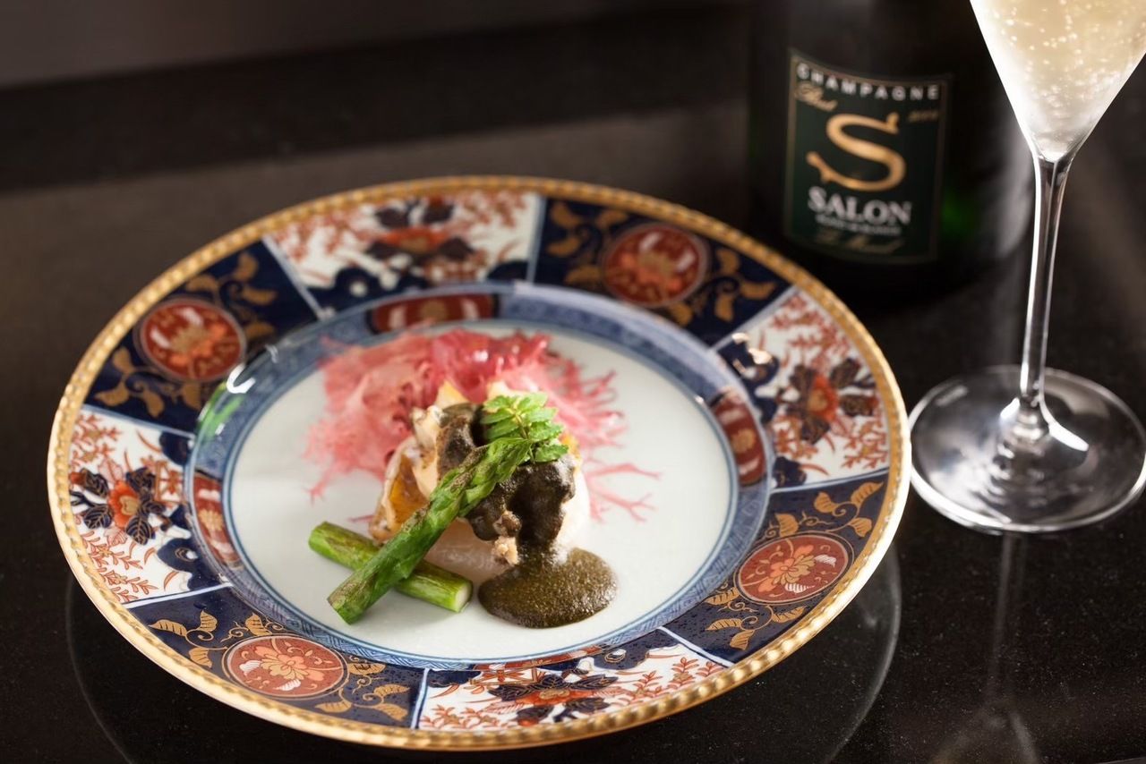 [Private Room Guaranteed] Seasonal Teppanyaki Kaiseki Course (Abalone & Steak) - All-you-can-drink option available.