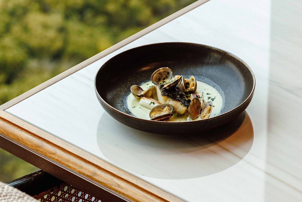 Choose from 15 dishes in total including appetizers, main dishes, and desserts. 2-course prix fixe course