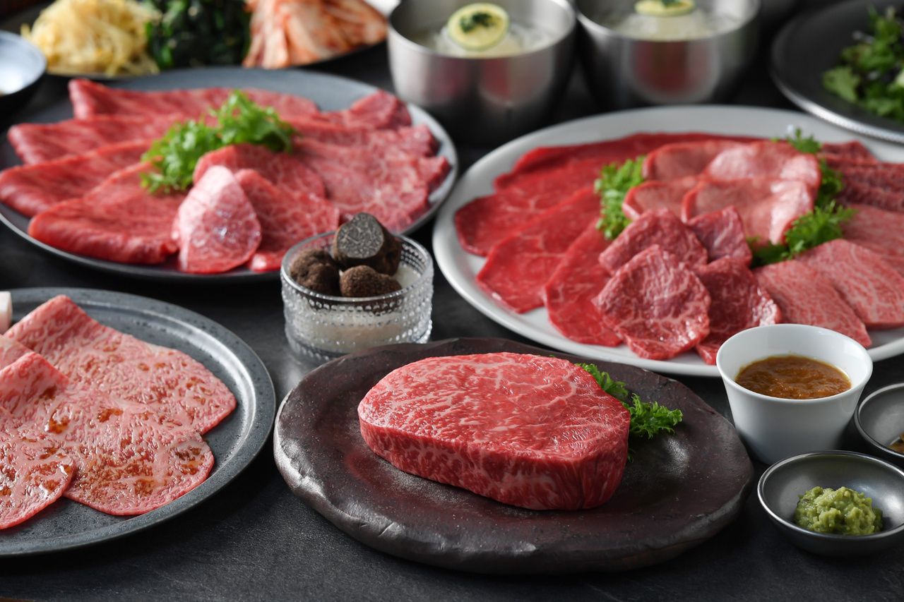 OMAKASE: Thick-Cut Wagyu Steak & Black Truffle “YAKISUKI” (Food Only