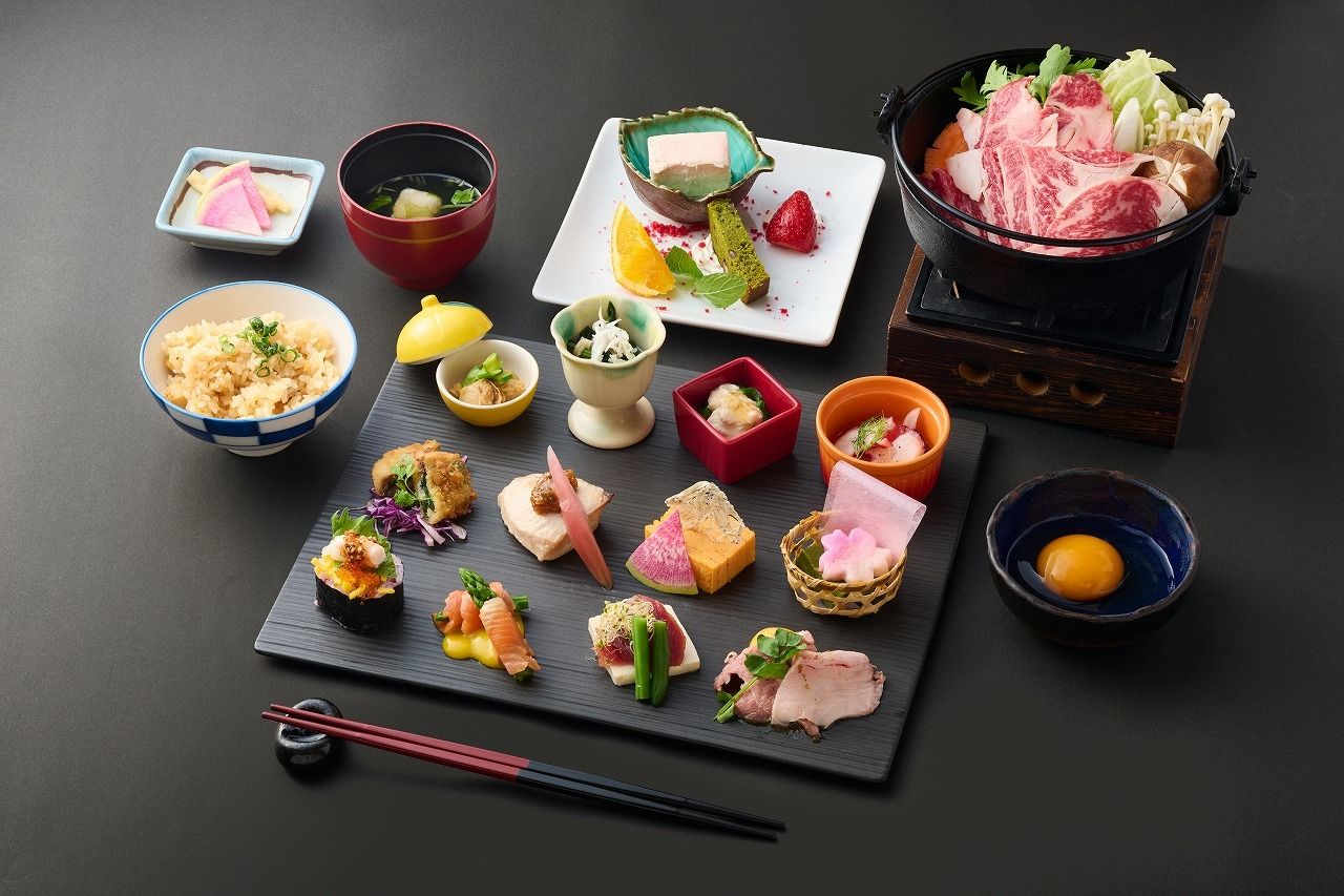 [Celebration special menu] ~Colorful~ 12 kinds of dishes and Yamayuri beef sukiyaki hotpot are included in this great value plan
