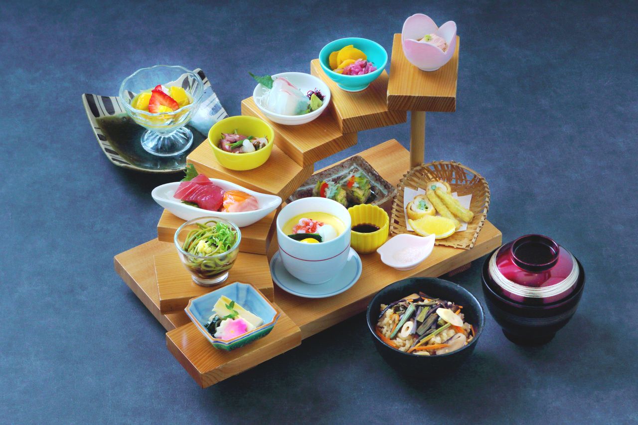 WEB予約特典付き♪花暦ランチ　4月～