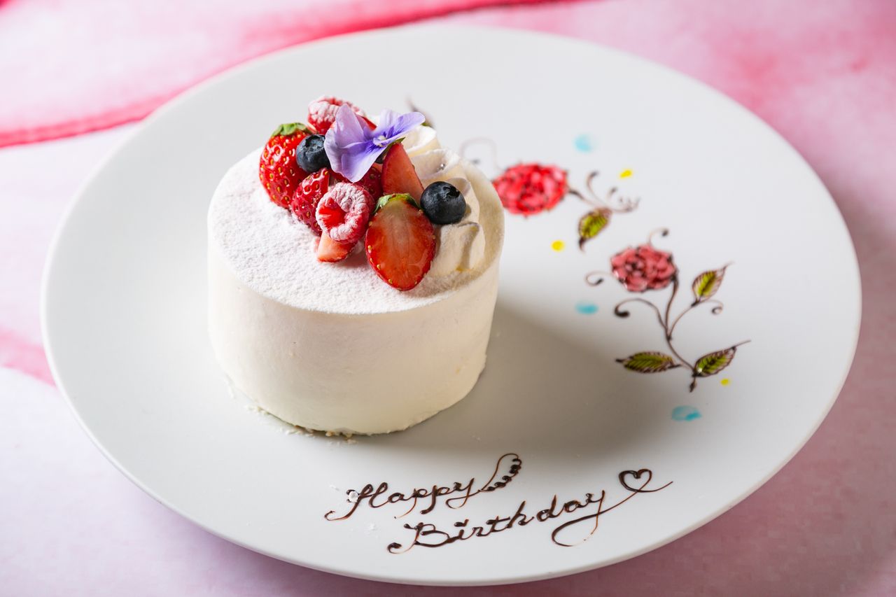 【6/1～】ディネA＋メッセージ付ホールケーキ（記念日）