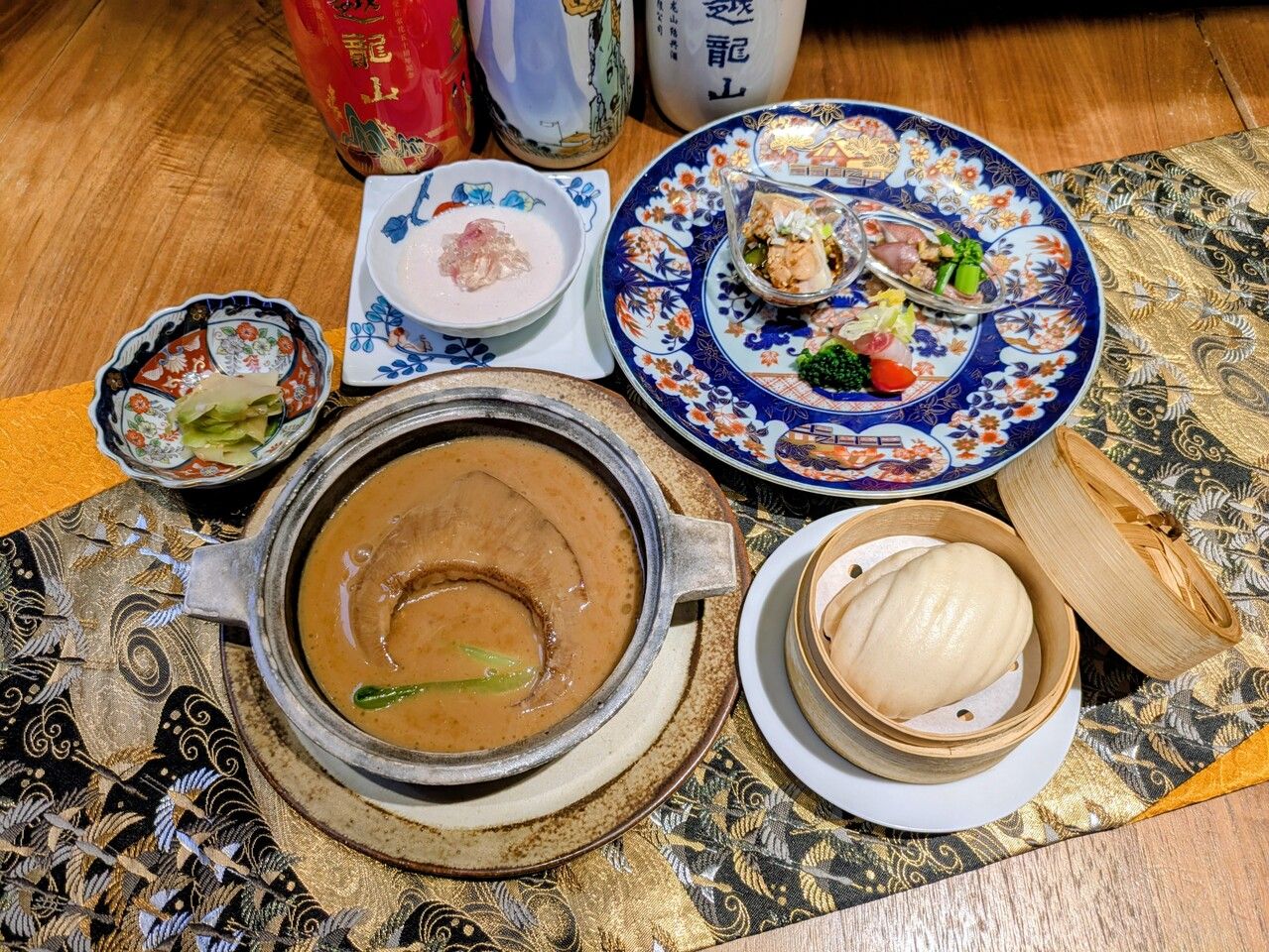 限網上預訂！套餐簡單，您可以享用一整隻鯊魚翅。
