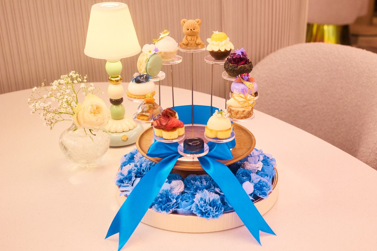 11時スタート Celestial Blue Ribbon Afternoon Tea