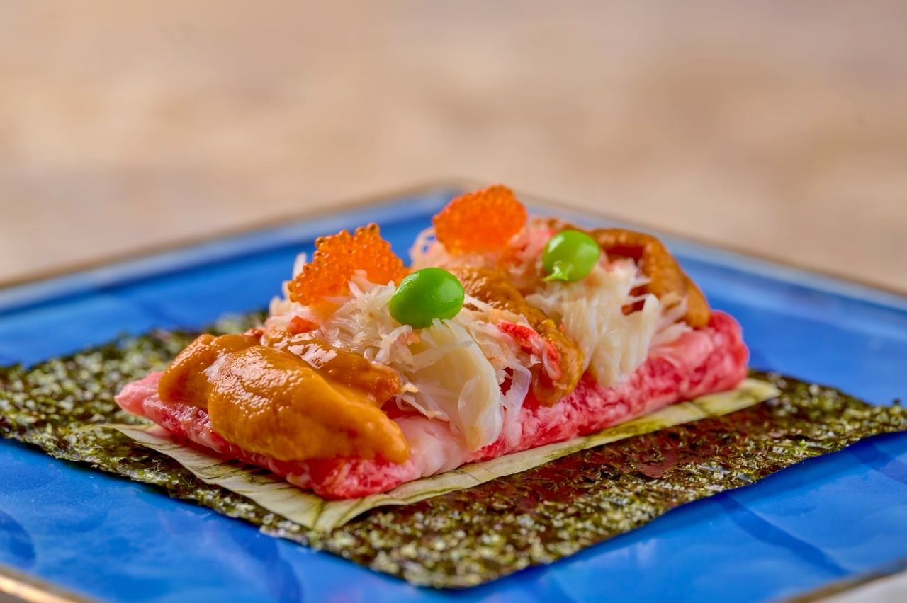 [Special Renewal Commemorative Course] We are offering "Selected Wagyu Beef with Sea Urchin and Crab Yukhoe Dog," "Selected Fillet Beef Spicy Brioche Cutlet Sandwich," and "Adult's Infinite Loin and Infinite Series"! Limited-time offer: All drinks are 100 yen!