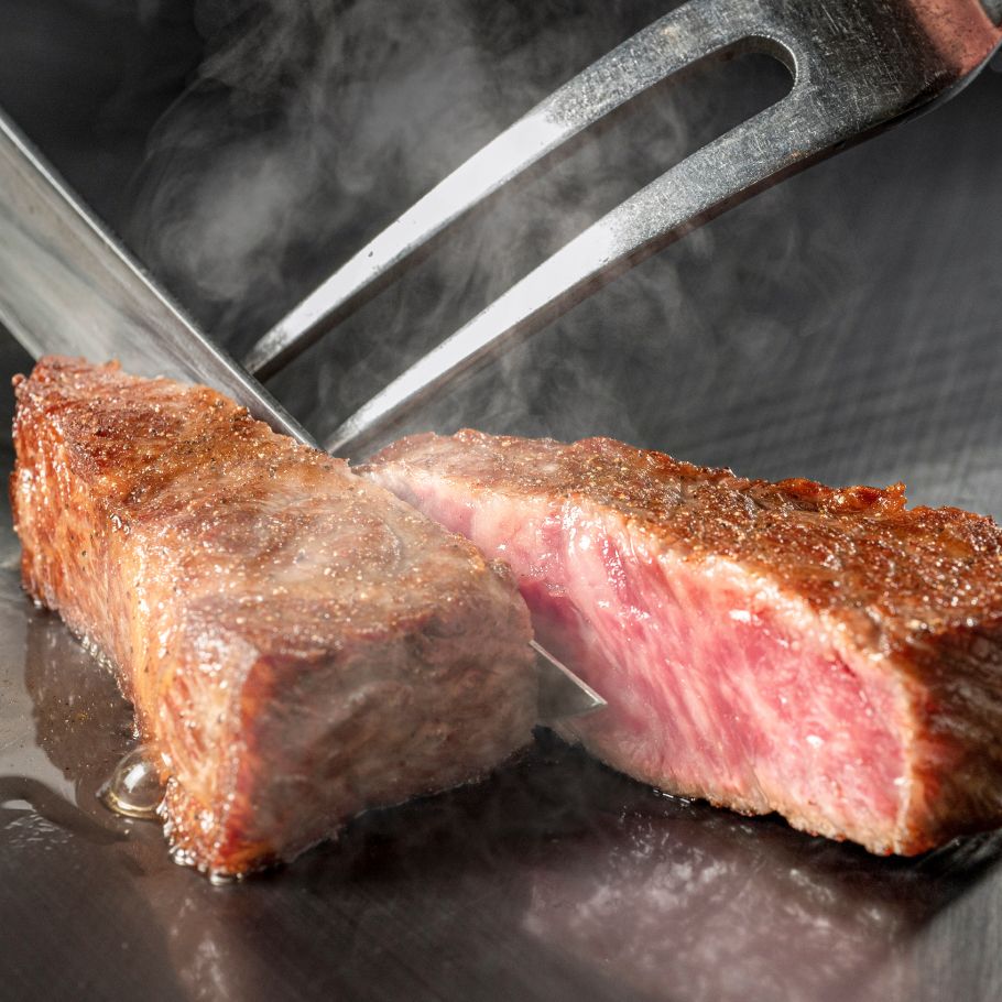 [Tenbou Course – Kō-KOU] Limited to lunchtime; features six dishes including Kobe beef lean steak and Kichō’s special garlic rice.