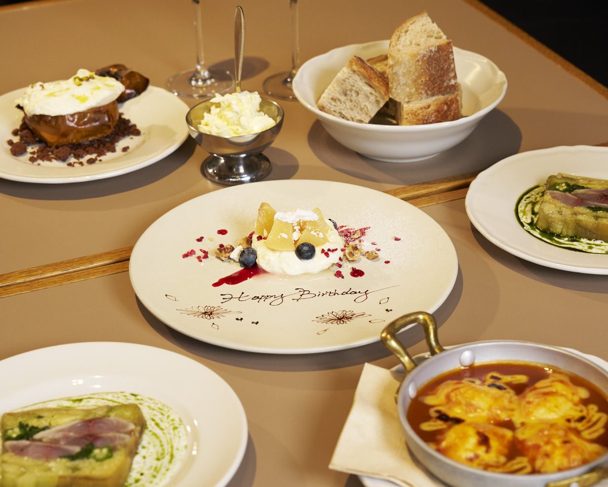 Anniversary Special Dinner Course: Includes toasting sparkling wine & message plate – ‘Available only with advance reservation’