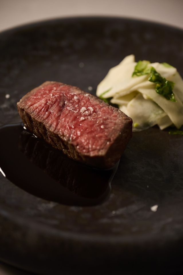 9/17 onwards: [Chef’s Lunch Course] A luxurious 6-course meal featuring Wagyu beef and autumn delicacies.
