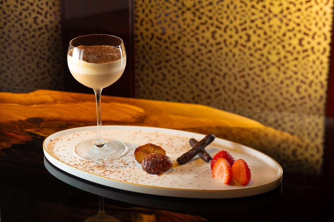 【Seasonal Cocktail Plate×名古屋城を正面に望むBAR】シーズナルカクテルプレート～モンブランティラミス～
