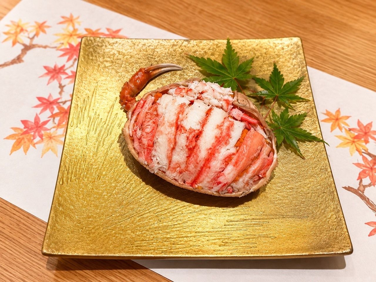 ☆Limited time only☆ Elegant Tempura Course <<10 tempura pieces including abalone tempura and king crab>> Enjoy a refined moment. 15,000 yen (tax included)