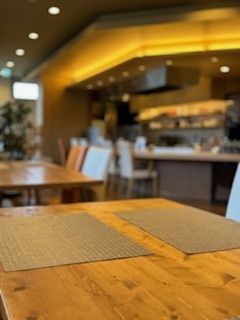 Table seating
