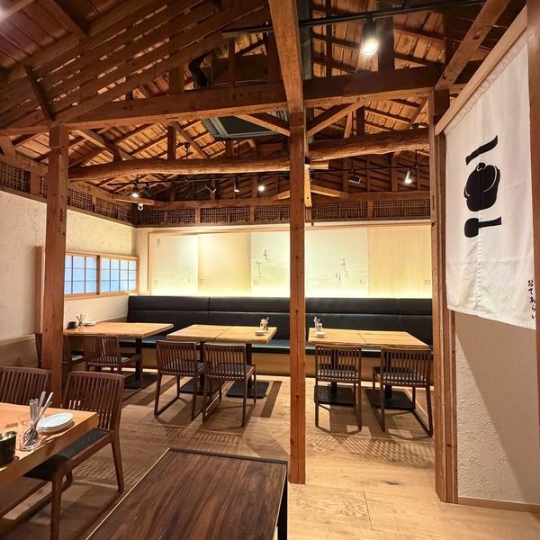 Table seating