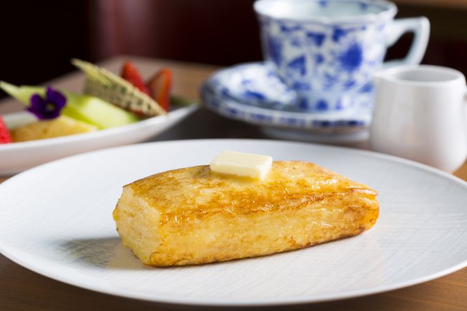 ラウンジ＆バー ハカタガワ