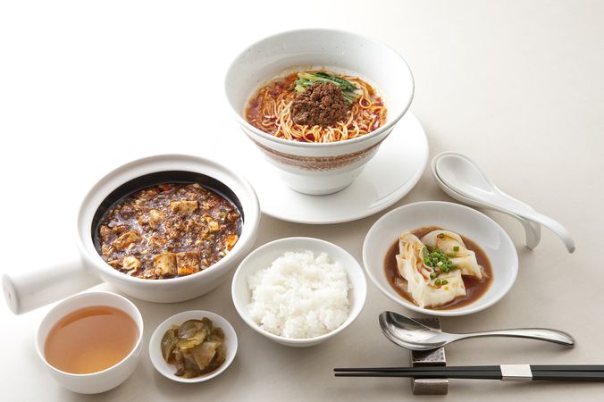 四川飯店 日本橋店