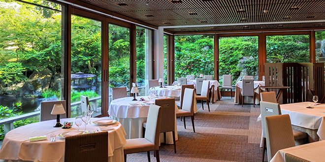 餐厅 SAKURA / The International House of Japan