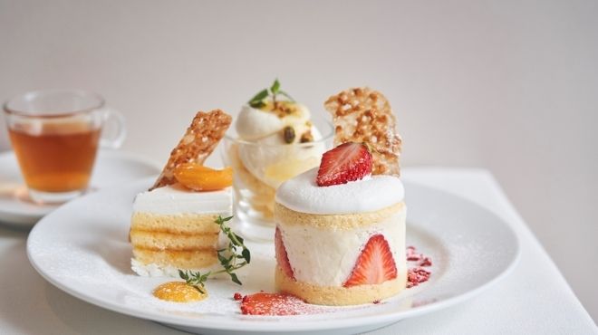 cafe & books bibliotheque Osaka Umeda E-ma