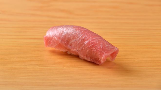 鮨 さかい