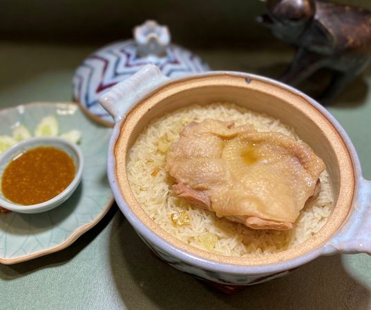 Soft-shelled turtle and Thai cuisine Tsukishima Genpei