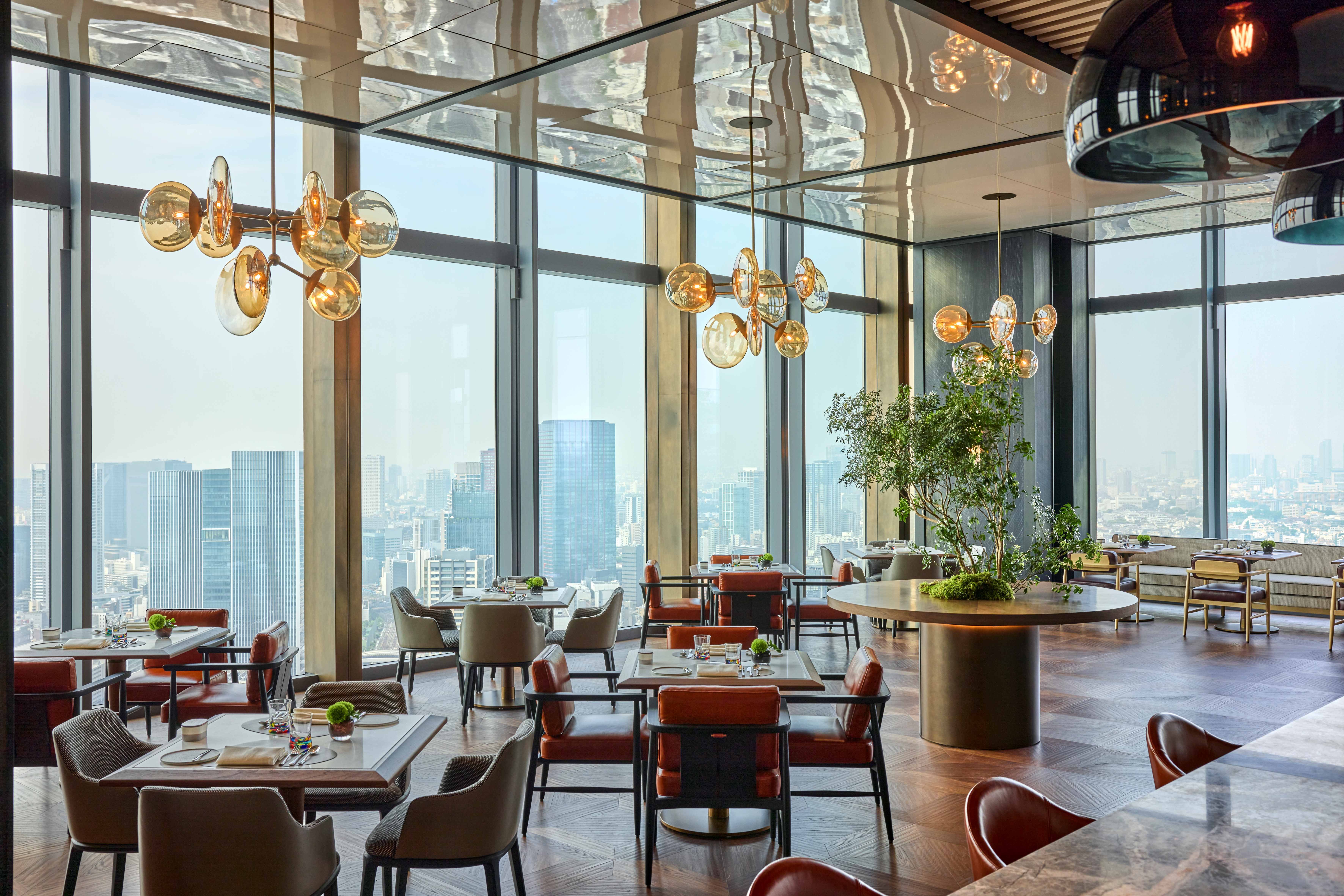 All-day dining "Kiln & Tonic"