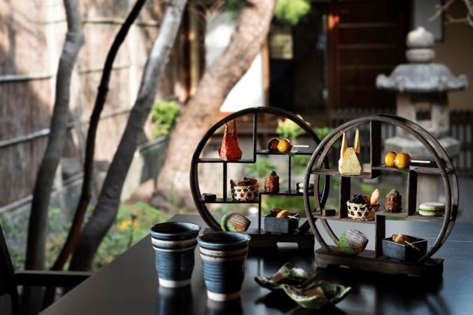 THE KISSA at THE HIGASHIYAMA CLUB by HAPPO-EN