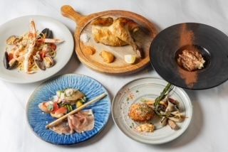 【2名様限定！】お食事コース6600yen　看板メニューのロティサリーチキンもステーキもお愉しみいただける贅沢コース