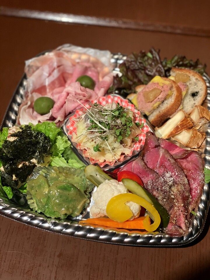 【テイクアウト】前菜の盛り合わせ　２～３人前