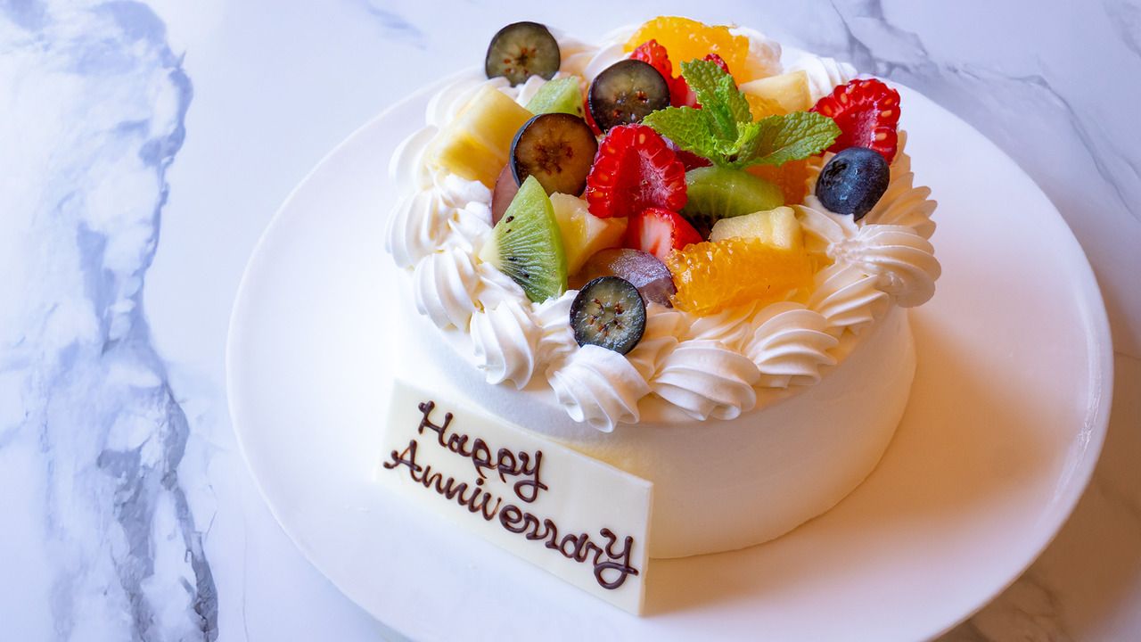 アニバーサリーケーキ　【直径12cm￥2,530】