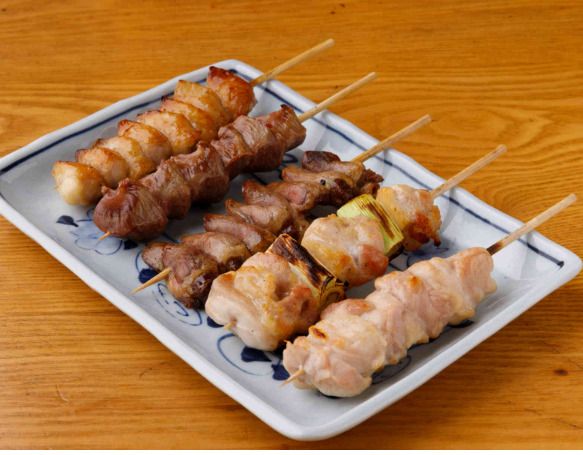 9 dishes including charcoal-grilled chicken and thick cloudy soup cooked in water [2h all-you-can-drink included] 3000 yen (excluding tax)